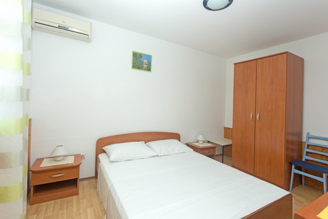 Apartments Julija Hvar Bagian luar foto