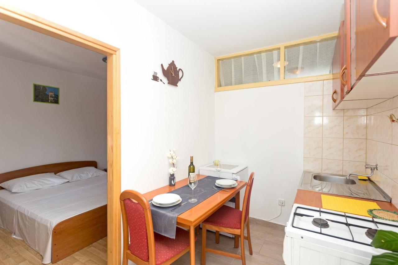 Apartments Julija Hvar Bagian luar foto