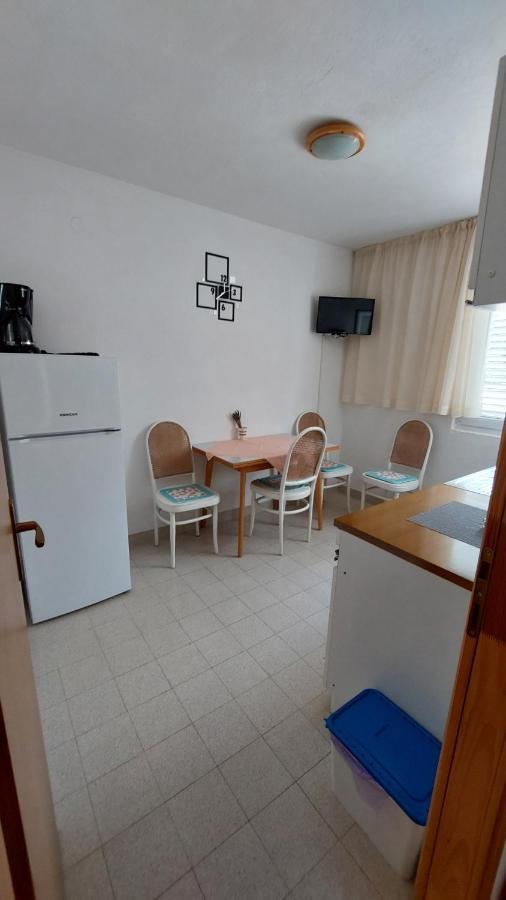 Apartments Julija Hvar Bagian luar foto