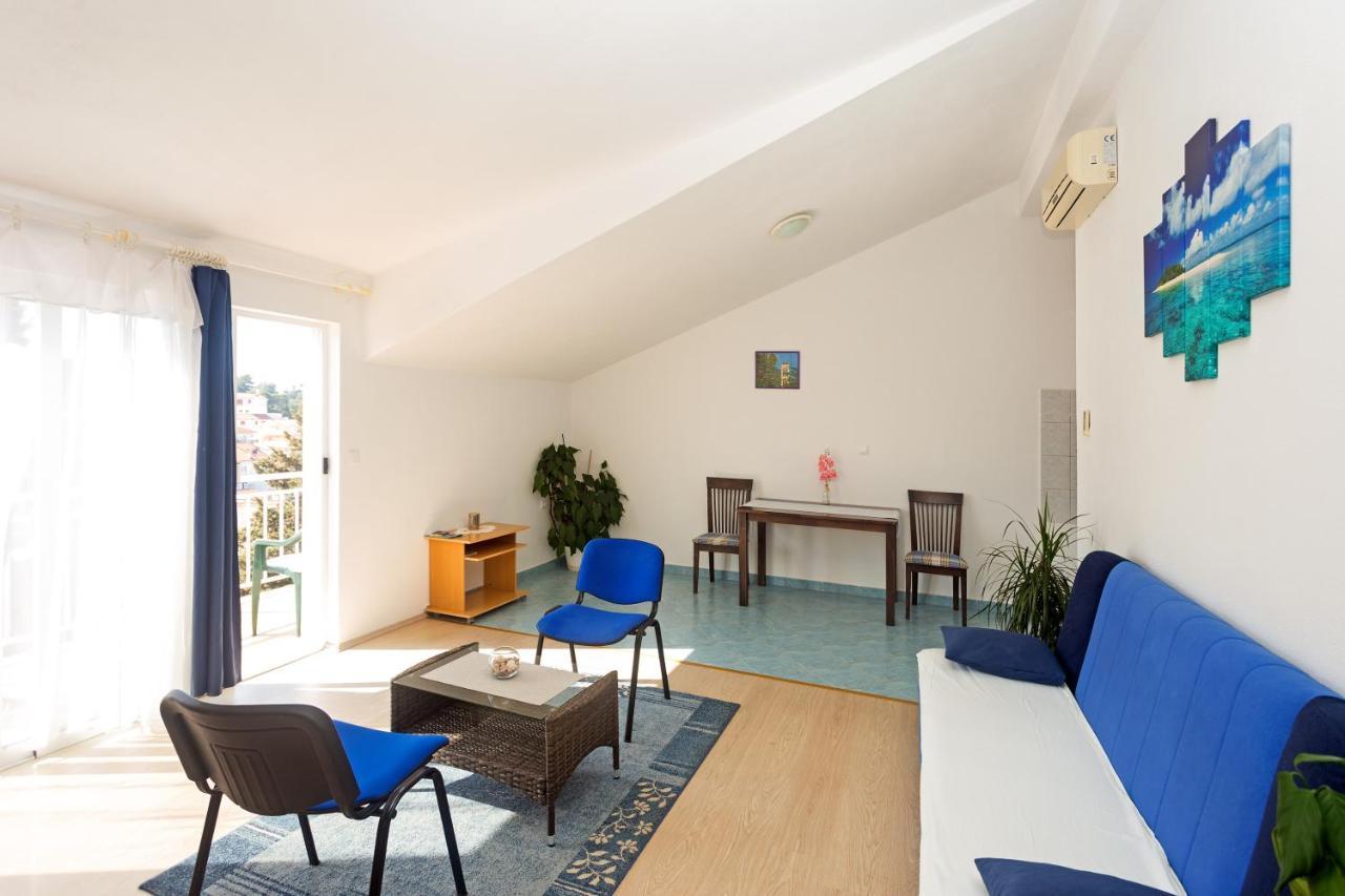 Apartments Julija Hvar Bagian luar foto
